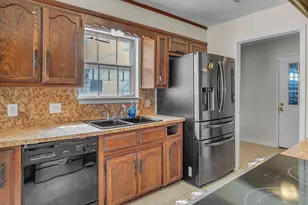 369 Anna Hobbs Ln, Bruceville Eddy, TX 76524 - Photo 7