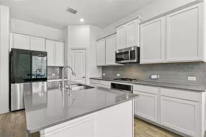 8709 Red Fox Trail, McKinney, TX 75071 - Photo 5