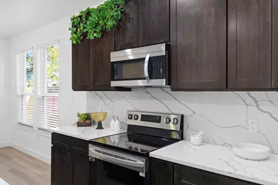3037 Valentine Street, Dallas, TX 75215 - Photo 9