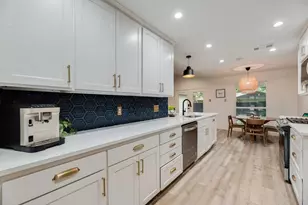 3208 Robin Rd, Plano, TX 75075 - Photo 11