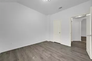 2309 Trickling Creek Dr, Garland, TX 75041 - Photo 15