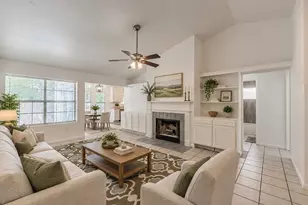 5522 Yaupon Dr, Arlington, TX 76018 - Photo 3