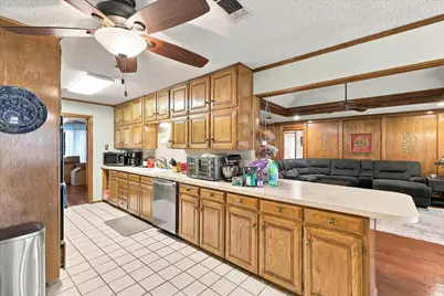932 Clear View, Bedford, TX 76021 - Photo 11