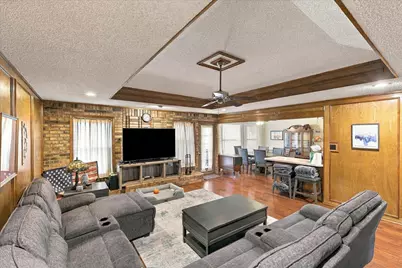 932 Clear View, Bedford, TX 76021 - Photo 7