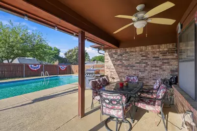 932 Clear View, Bedford, TX 76021 - Photo 35