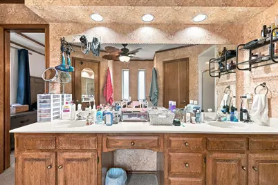 932 Clear View, Bedford, TX 76021 - Photo 21