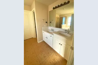 10637 Bolivar Drive, McKinney, TX 75072 - Photo 17