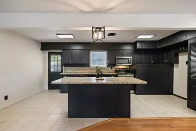 5533 Burton Avenue, Fort Worth, TX 76119 - Photo 13