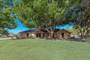 134 Deborde Cir, Red Oak, TX 75154 - Photo 3