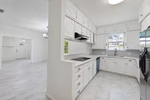 801 Park Dr, Hillsboro, TX 76645 - Photo 13