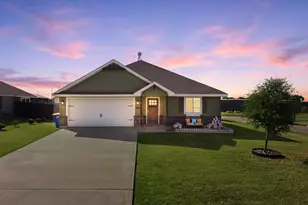 125 Johnson Ln, Hillsboro, TX 76645 - Photo 1