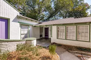 422 N Montreal Ave, Dallas, TX 75208 - Photo 1