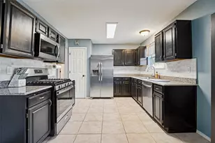 1108 Heather Ln, Carrollton, TX 75010 - Photo 9