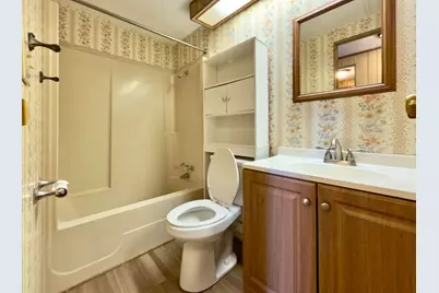 205 W Long Street, Elm Mott, TX 76640 - Photo 9