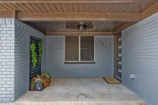 121 E Dawn Dr, Robinson, TX 76706 - Photo 5
