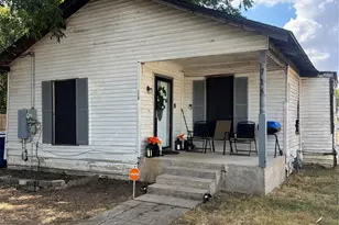 718 E Jefferson St, Waxahachie, TX 75165 - Photo 3