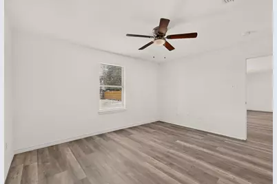 1512 Rowan Avenue, Dallas, TX 75223 - Photo 29
