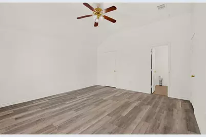 1512 Rowan Avenue, Dallas, TX 75223 - Photo 21