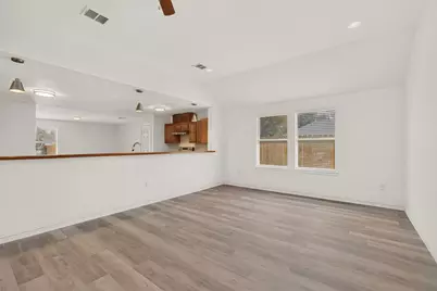 1512 Rowan Avenue, Dallas, TX 75223 - Photo 11
