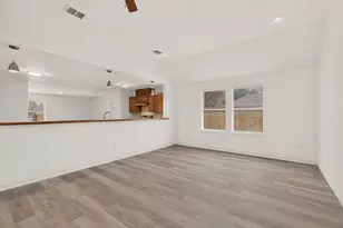 1512 Rowan Ave, Dallas, TX 75223 - Photo 11