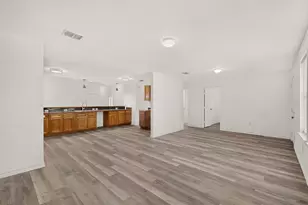 1512 Rowan Ave, Dallas, TX 75223 - Photo 5