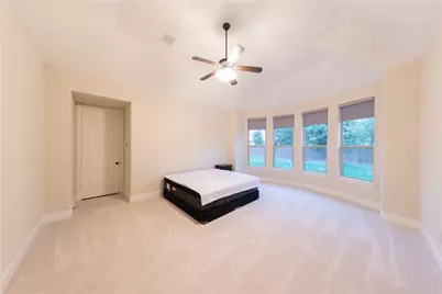 879 Grassy Shore Court, Allen, TX 75013 - Photo 17
