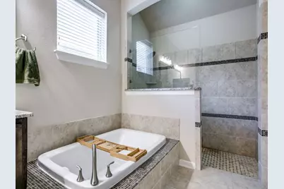 1010 Crystal Oak Lane, Arlington, TX 76005 - Photo 19