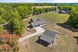 129 Co Rd 4847, Winnsboro, TX 75494 - Photo 37
