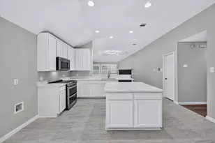3203 Yeltes, Grand Prairie, TX 75054 - Photo 13