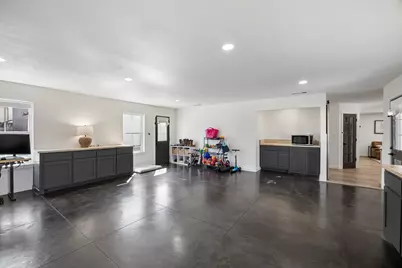 9400 Dickson Road, Fort Worth, TX 76179 - Photo 29