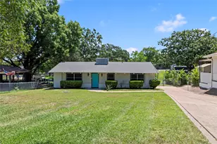 110 Henderson Harbor Cir, Payne Springs, TX 75156 - Photo 1