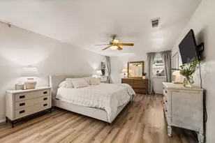 1317 Wade Dr, Bedford, TX 76022 - Photo 19