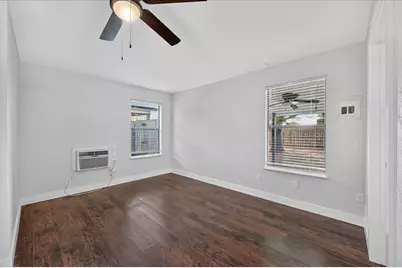 728 Douglas Street, Burleson, TX 76028 - Photo 27