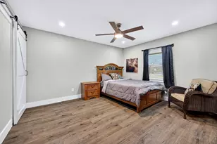 604 E Summit St, Sherman, TX 75090 - Photo 13