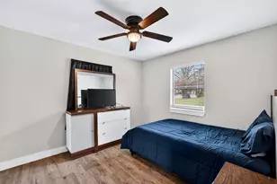 604 E Summit St, Sherman, TX 75090 - Photo 23