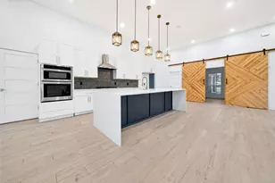 4013 Legend Trl, Granbury, TX 76049 - Photo 19