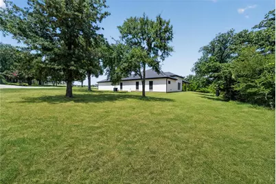 4013 Legend Trail, Granbury, TX 76049 - Photo 29