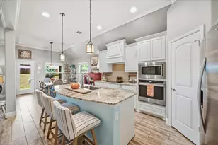 136 Sapphire Ln, Waxahachie, TX 75165 - Photo 11