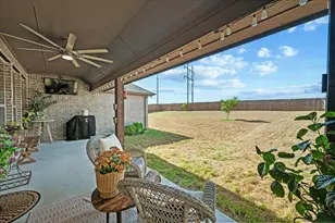 136 Sapphire Ln, Waxahachie, TX 75165 - Photo 33
