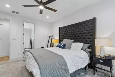 1112 Muncie Avenue, Dallas, TX 75212 - Photo 19