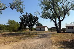 1474 Co Rd 3370, Ladonia, TX 75449 - Photo 5