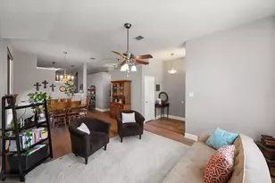 8249 Winter Falls Tr, Fort Worth, TX 76053 - Photo 5