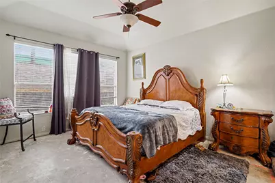2707 Meadow Lake Drive, Grand Prairie, TX 75050 - Photo 5