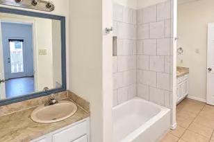 9600 Royal Ln, Dallas, TX 75243 - Photo 17