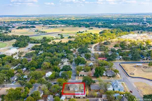 703 W College St, Stephenville, TX 76401 - Photo 27