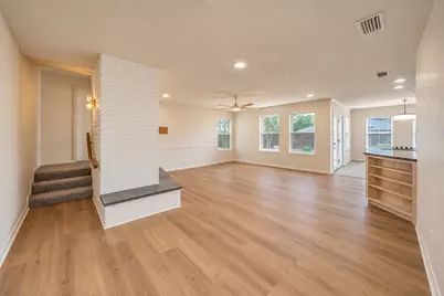 2409 Fairview Drive, Plano, TX 75075 - Photo 7