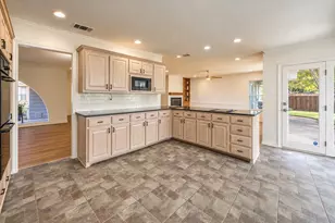 2409 Fairview Dr, Plano, TX 75075 - Photo 13