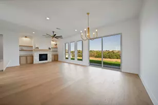 109 Top Flight Dr, Weatherford, TX 76087 - Photo 13