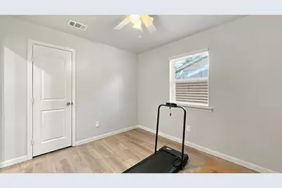 1800 Lexington Place, Bedford, TX 76022 - Photo 19