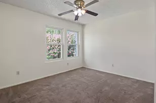 161 Merlin Way, Euless, TX 76039 - Photo 11